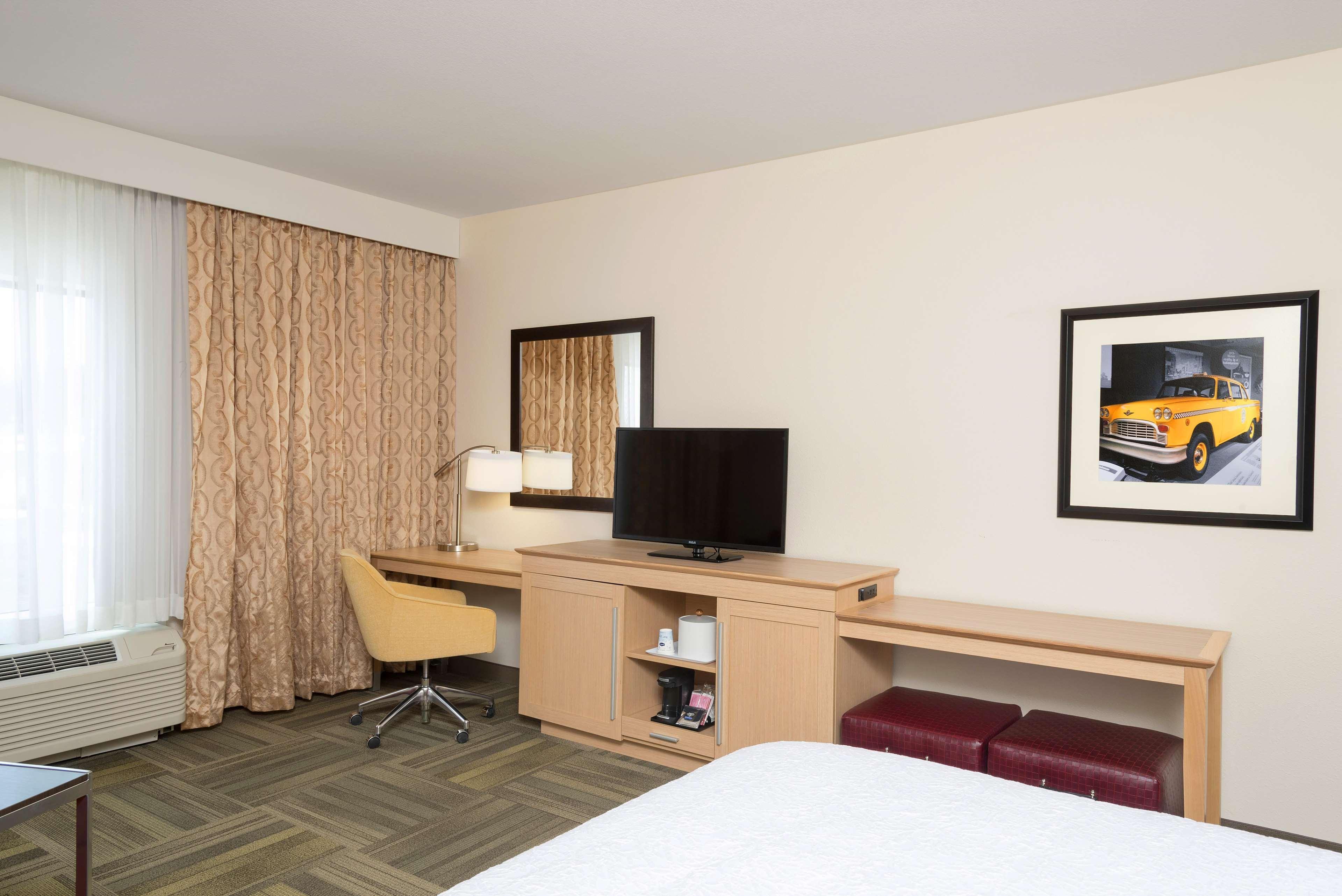 Hampton Inn Каламазу Экстерьер фото