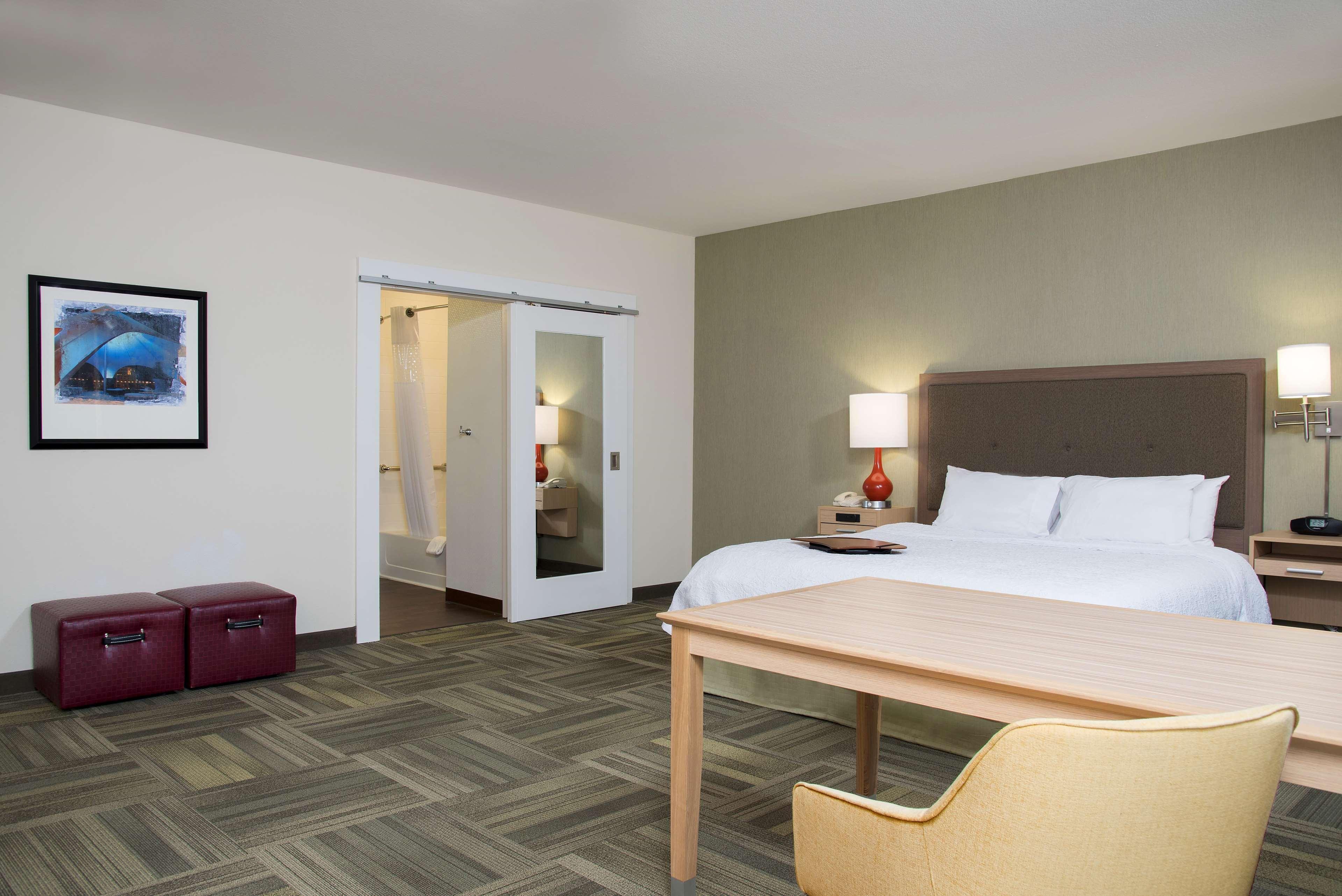 Hampton Inn Каламазу Экстерьер фото